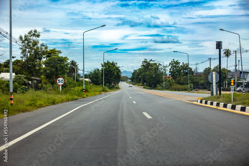 Route du district de Phetchaburi en Thaïlande