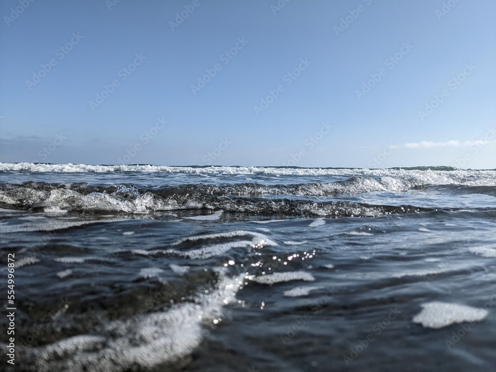 Obraz premium waves on the beach