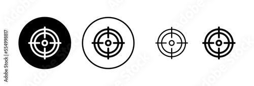 Target icon vector illustration. goal icon vector. target marketing sign and symbol