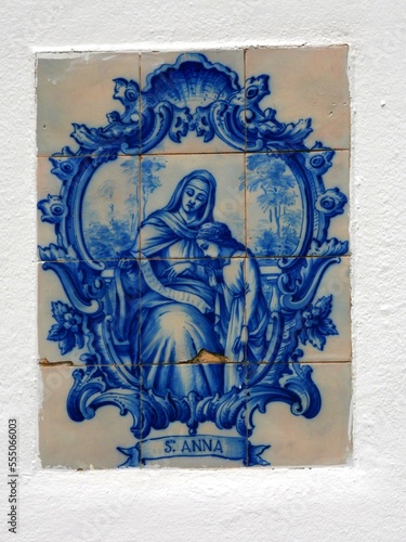 Azulejos, céramique bleue de l'église Igreja de Santa Ana dans la ville de Furnas sur l'île de Sao Miguel dans l'archipel des Açores au Portugal. Europe photo