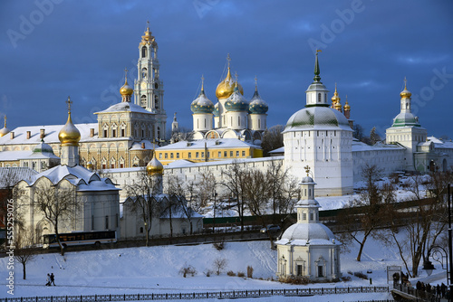 Obraz na płótnie Trinity Sergius Lavra, Sergiev Posad, Russia. Color winter photo. w salonie