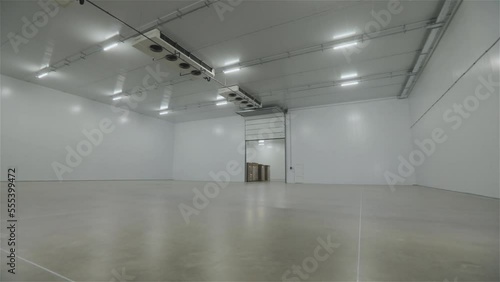 Wallpaper Mural New modern warehouse for food. Empty modern warehouse. Torontodigital.ca