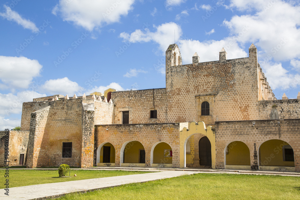 Convent de San Bernadino de Siena, built 1552-1560; Valladolid, Yucatan, Mexico Convent de San Bernadino de Siena, built 1552-1560; Valladolid, Yucatan, Mexico