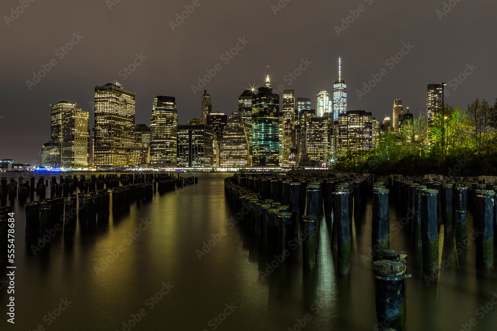 Obraz premium Manhattan bei Nacht