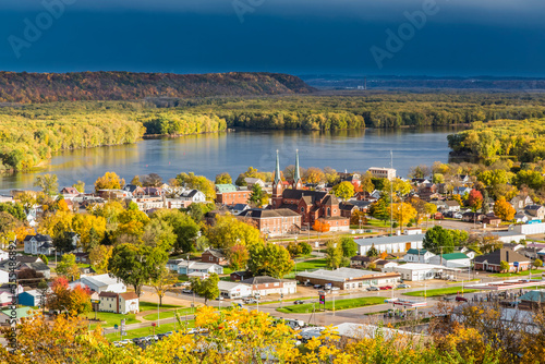 Scenic view overlooking Guttenberg, Iowa and the Mississippi River, Northeast Iowa in autumn; Guttenberg, Iowa, United States of America