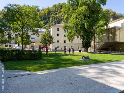 Obraz na plátně Green university courtyard in Salzburg.