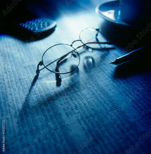 Spectacles on Stock Listings