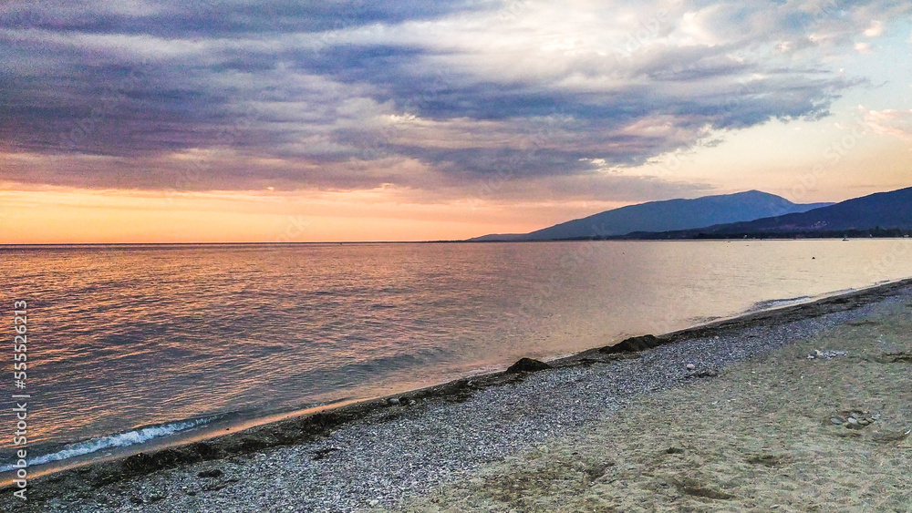 Obraz premium sunset over the sea