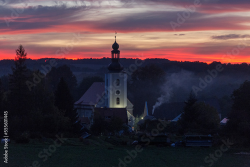 Church in the sunset © Grzegorz