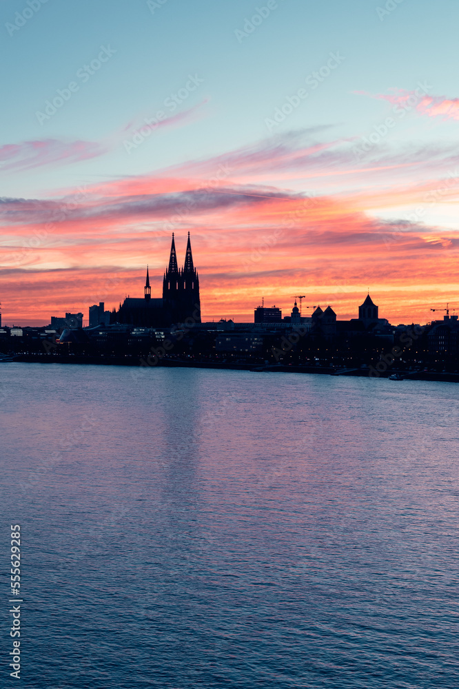 Silhoutte cologne cathedral