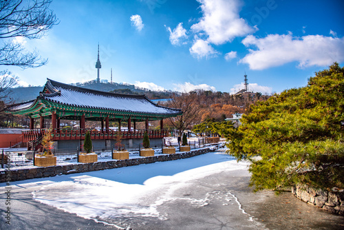 Obraz na płótnie pavilion in the park, Seoul, South Korea. w salonie