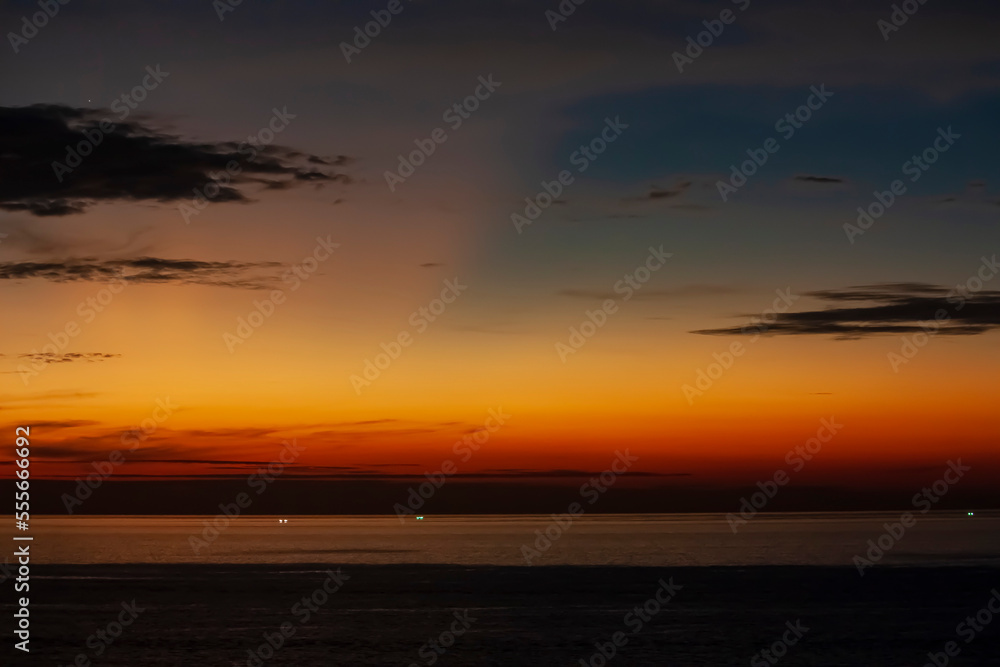 Fototapeta premium sunset over the sea