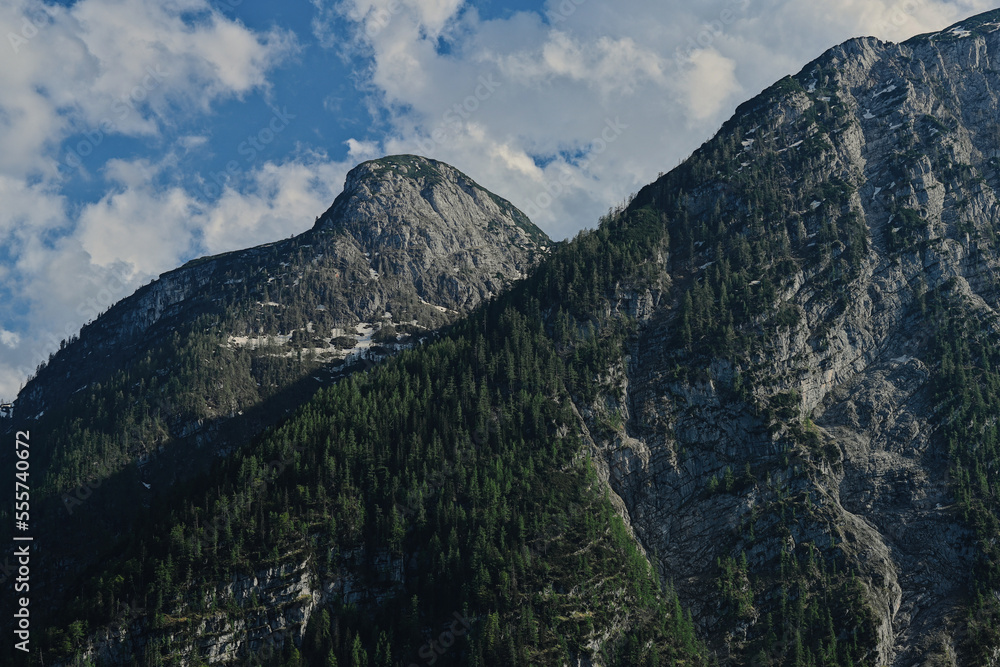 Fototapeta premium Beautiful Alpine mountain landscape. Alps of Hallstatt, Austria.
