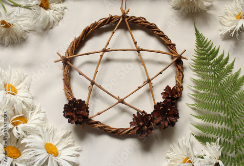 pentagram wreath