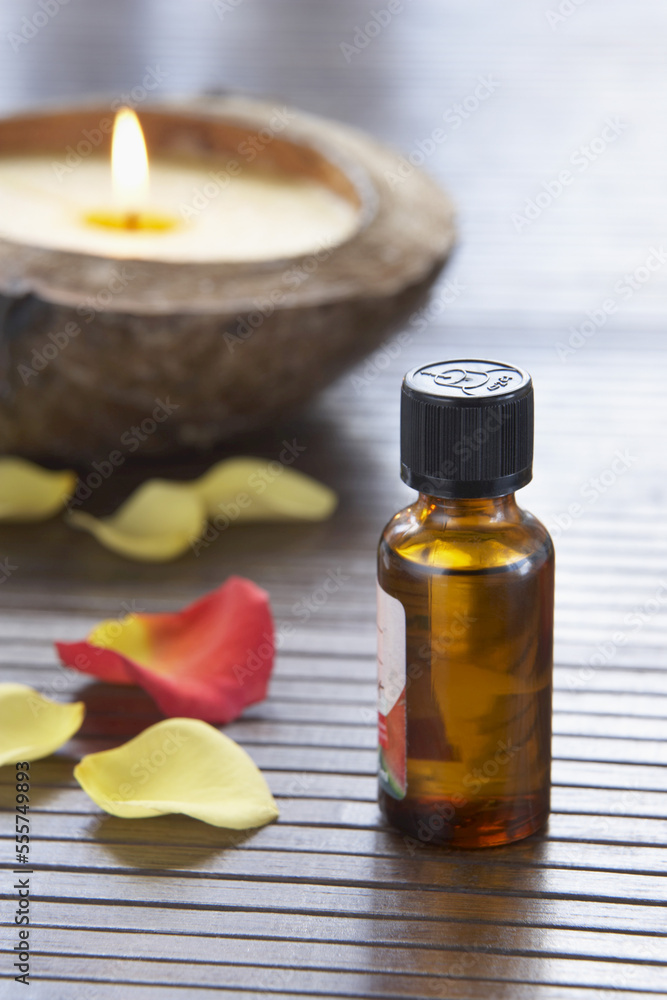 Aromatherapy Oil and Candle Aromatherapy Oil and Candle