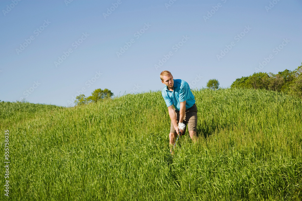 Man Playing Golf Man Playing Golf