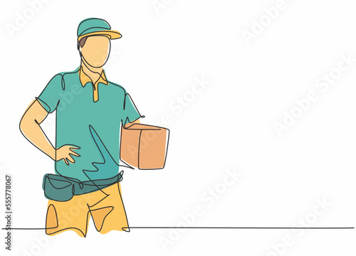 Continuous one line drawing of young delivery man holding package box to be delivered to customer. Professional job profession minimalist concept. Single line draw design vector graphic illustration