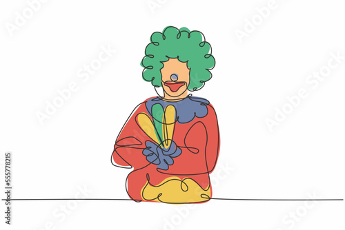 Single one line drawing of young funny male clown pose cross arm on chest. Professional work profession and occupation minimal concept. Continuous line draw design graphic vector illustration