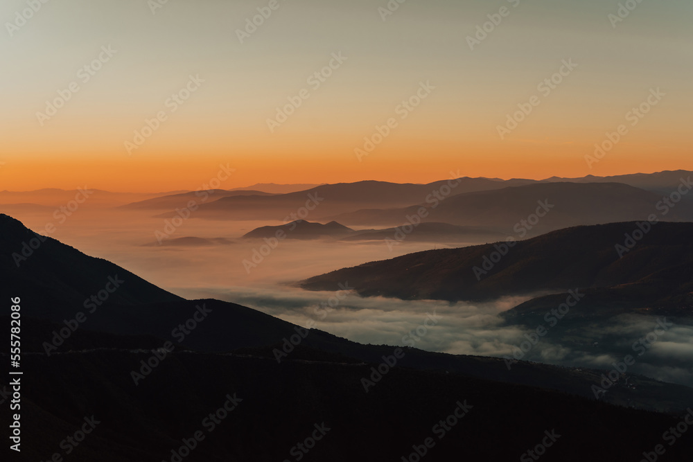 Fototapeta premium Idyllic sunrise on a beautiful mountain in Bosnia