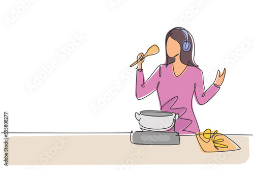 Single continuous line drawing beautiful wife begin prepare family dinner singing like rock star with kitchenware and overjoyed music playlist. Dynamic one line draw graphic design vector illustration