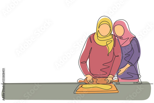 Continuous one line drawing happy Arabian family mother-in-law and daughter-in-law daughter cook in cozy kitchen, knead dough and bake cookies. Single line draw design vector graphic illustration
