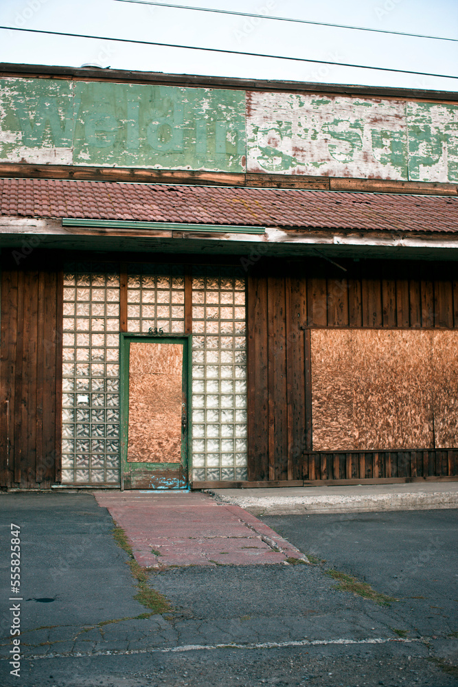 Derelict Building, Klamath Falls, Oregon, USA Derelict Building, Klamath Falls, Oregon, USA