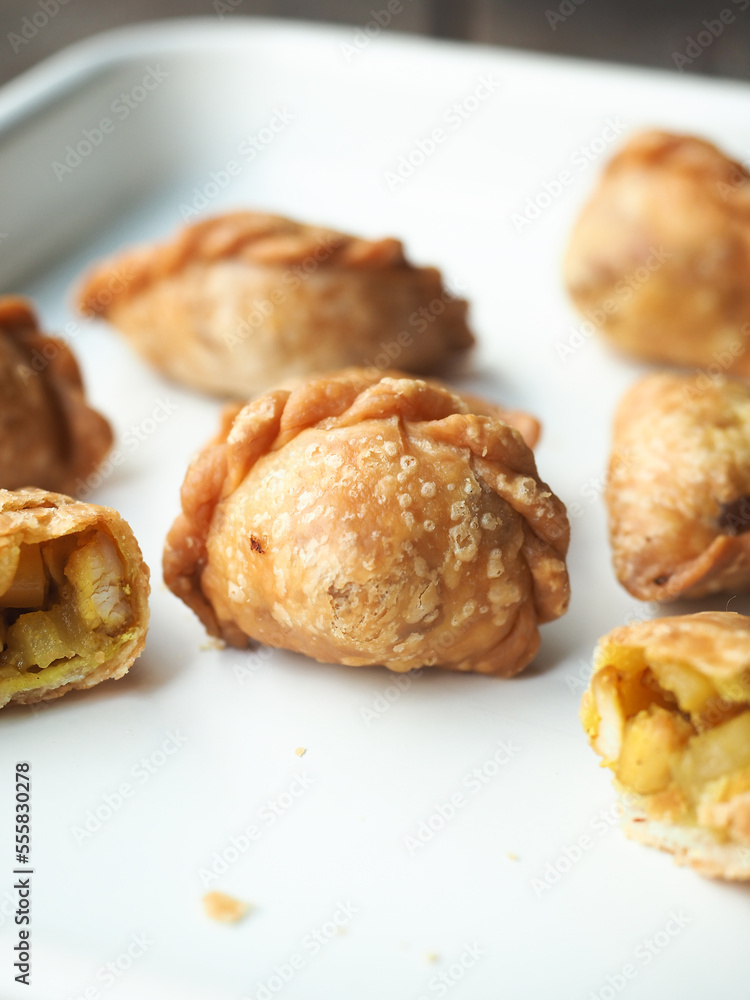 chicken curry puff chicken curry puff