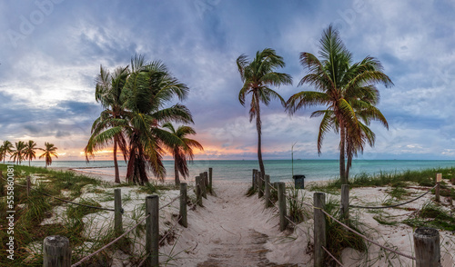 Fototapeta Naklejka Na Ścianę i Meble -  Colourful sunrise at the Smashers Beach in the Key West, Florida, USA