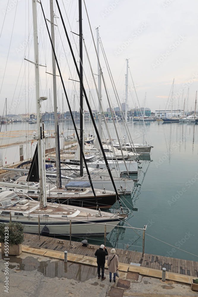 Fototapeta premium puerto nautico marítimo de recreo de valencia 4M0A6611-as22