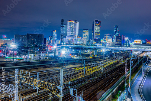 【愛知県】名古屋駅方面のビル群とささしまライブ駅周辺の夜景