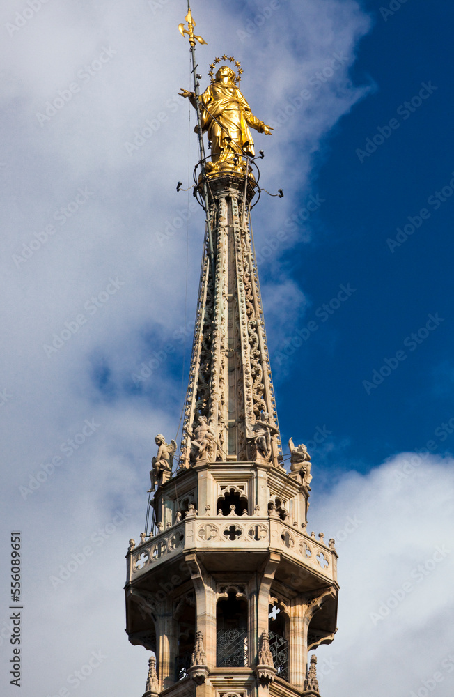 Milano. Madonnina del Duomo