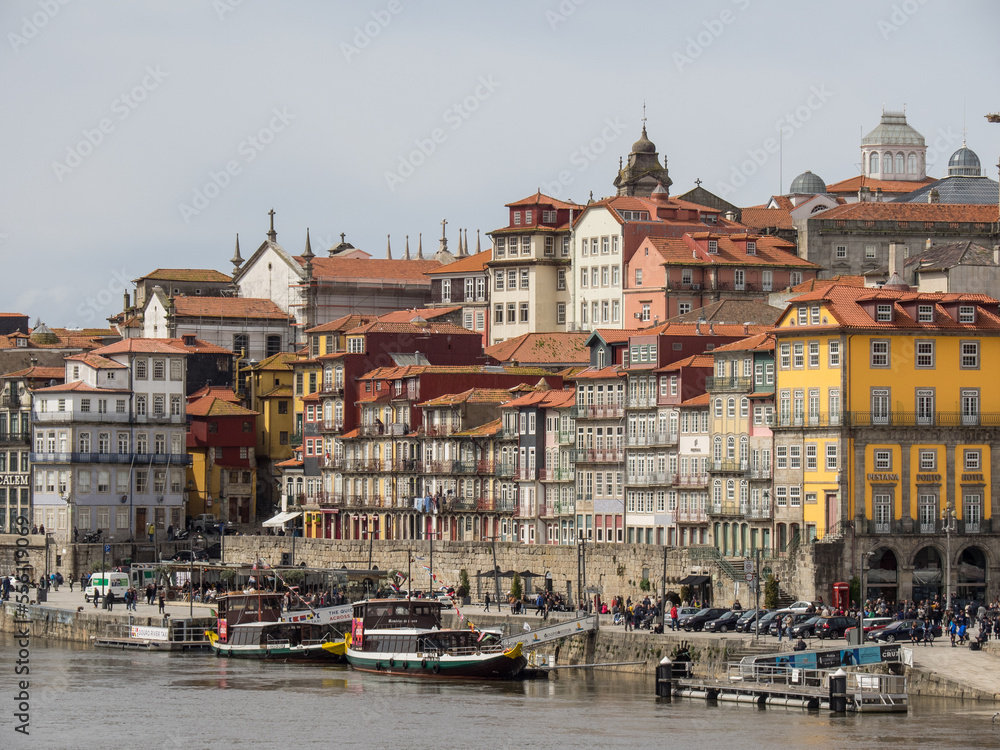 Die Stadt Porto am Douro