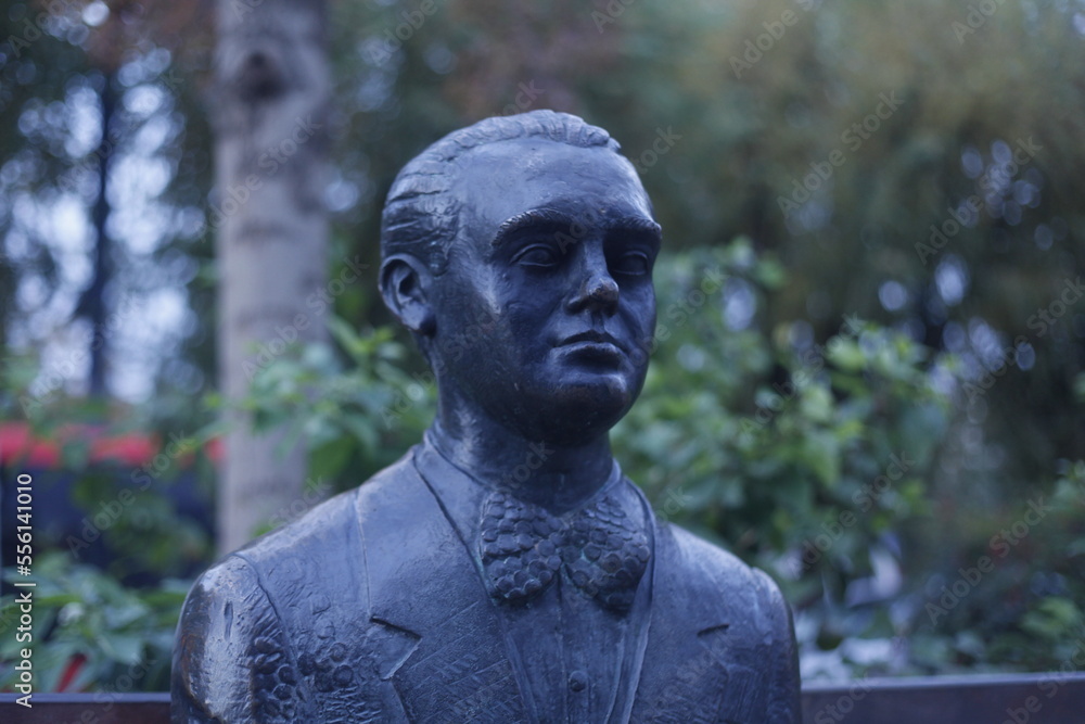 Lorca estatua Lorca estatua