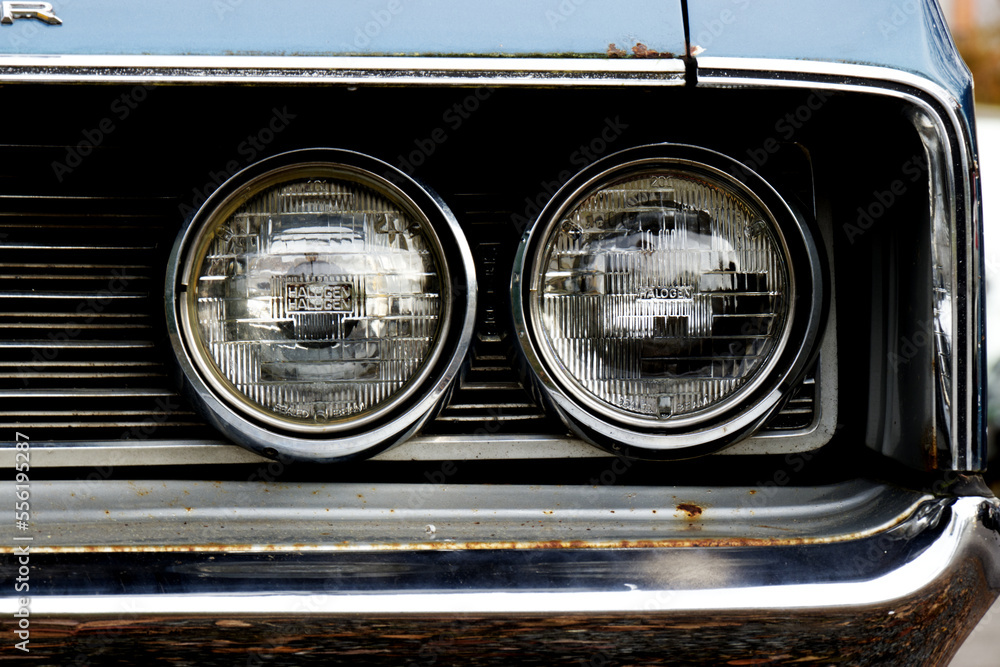 Front headlights from an vintage car