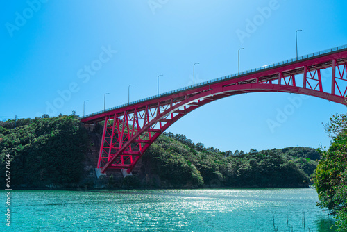 パールロードの的矢湾大橋