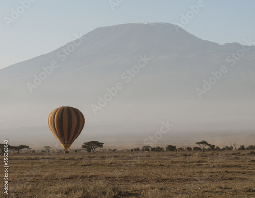 hot air balloon looking at mt kilimanjaro