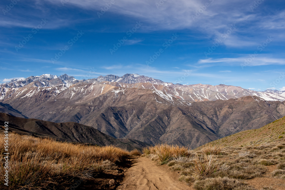Cordillera en Verano, Región Metropolitana de Chile
