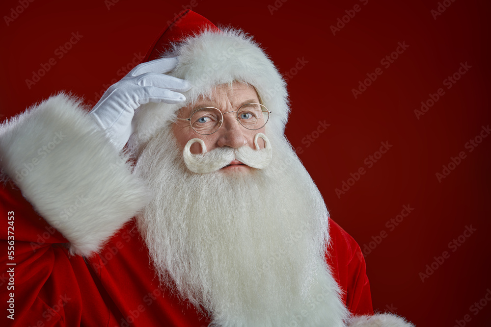 Naklejka premium traditional kind Santa
