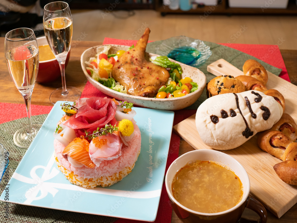 クリスマスディナーの寿司ケーキ