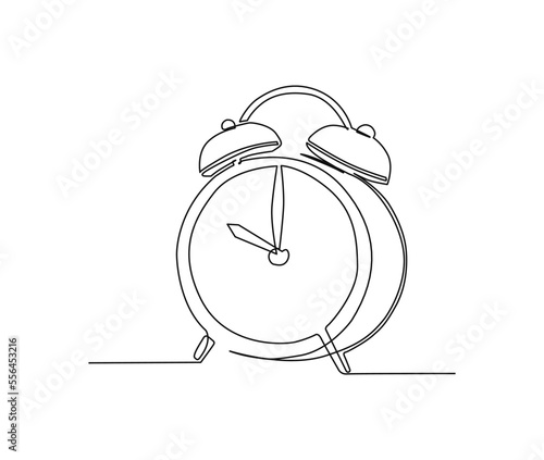 Continuous one line drawing of vintage alarm clock. 10 o'clock on vintage watch hand drawn vector illustration.