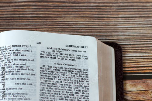 Bilde på lerret New covenant prophecy verses in open holy bible book