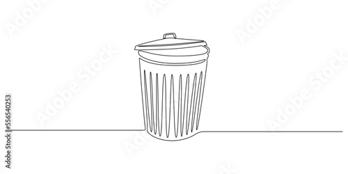 One continuous line drawing of metallic garbage container. Recycling waste dustbin in simple linear style. Trash box with close lid and empty space in editable stroke. Doodle vector illustration