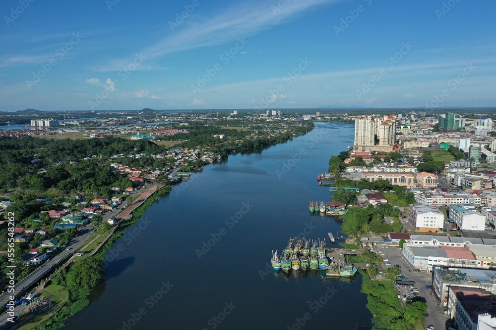 Drone photo of Sarawak River in Kuching, Sarawak Maleisie