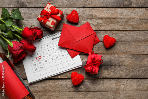 Calendar with marked date o...