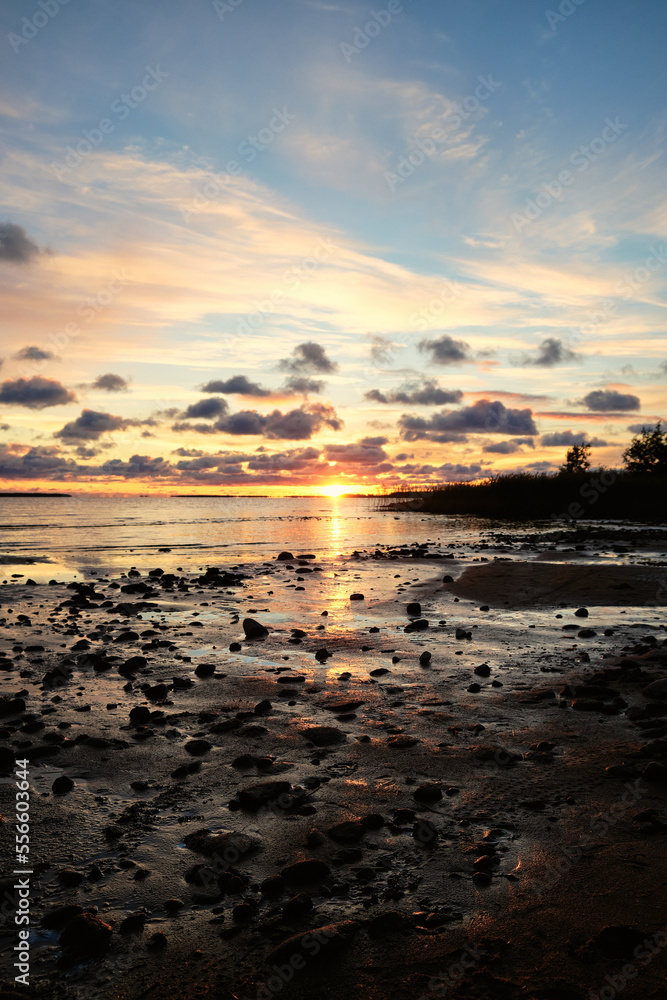 Fototapeta premium Colorful sunset on a beach