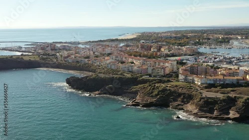 Wallpaper Mural survol du cap d'Agde et Plage De La Conque dans le sud de la France, Hérault, Occitanie	 Torontodigital.ca