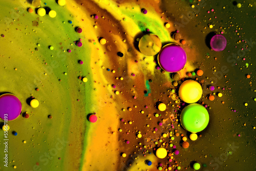 Macro Photography with Milk, Oil and Food Coloring