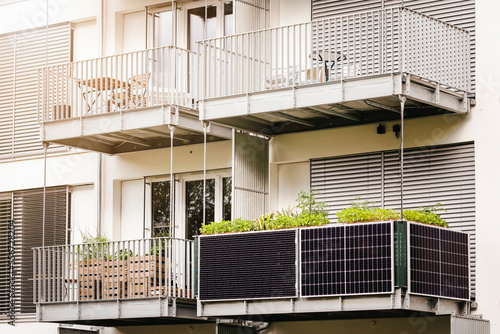 Foto Solar Panels on Balcony of Apartment in Germany