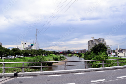 【埼玉県志木市】柳瀬川と富士見橋 © op2015 / JAPAN