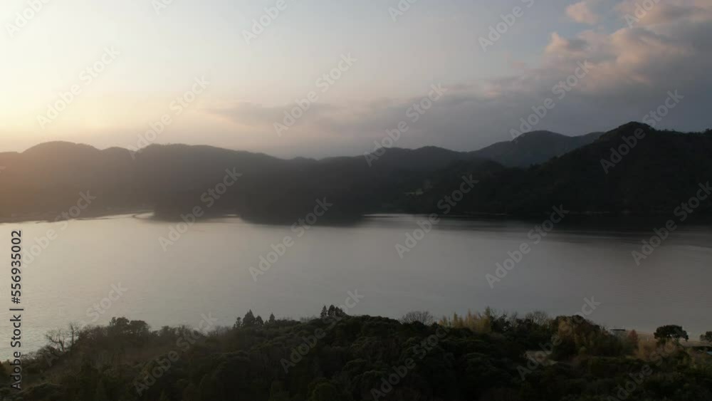 綺麗な夕焼け 山陰海岸久美浜湾 ドローンタイムラプス撮影 綺麗な夕焼け 山陰海岸久美浜湾 ドローンタイムラプス撮影